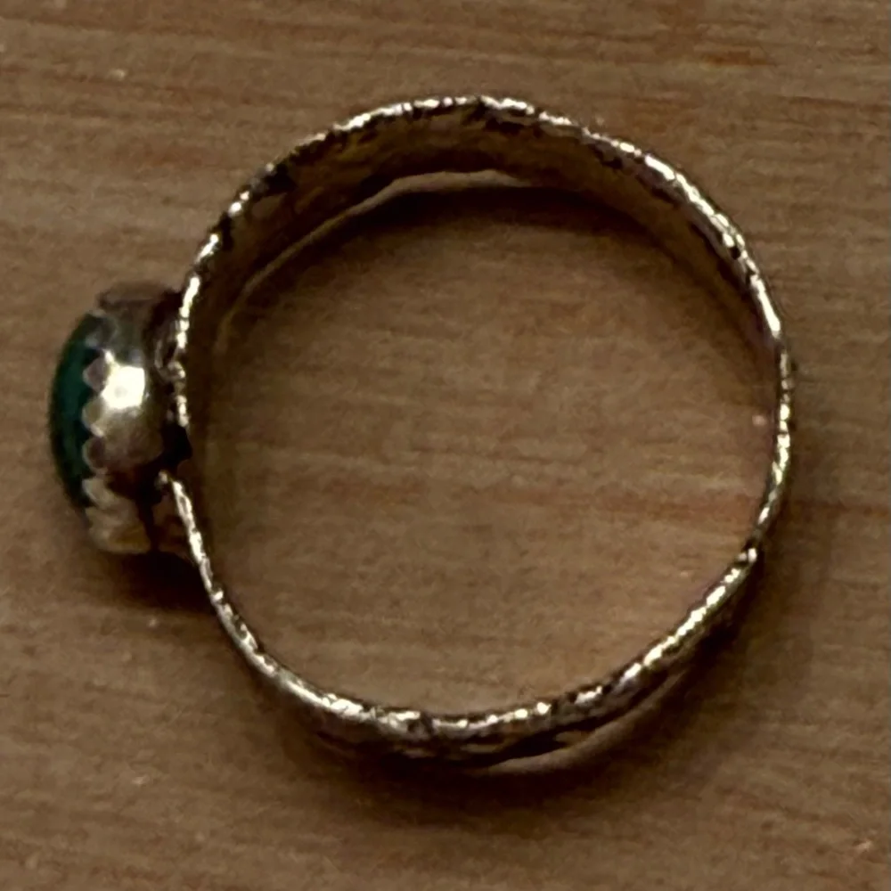 Size 7 Chrysocolla in a Silver Metal ring Setting - One of a Kind Handcrafted - Picture 3 of 9